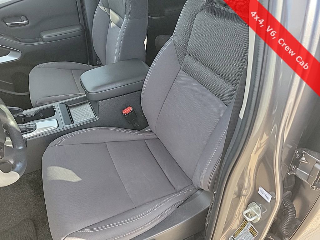 Used 2022 Nissan Frontier SV image 23