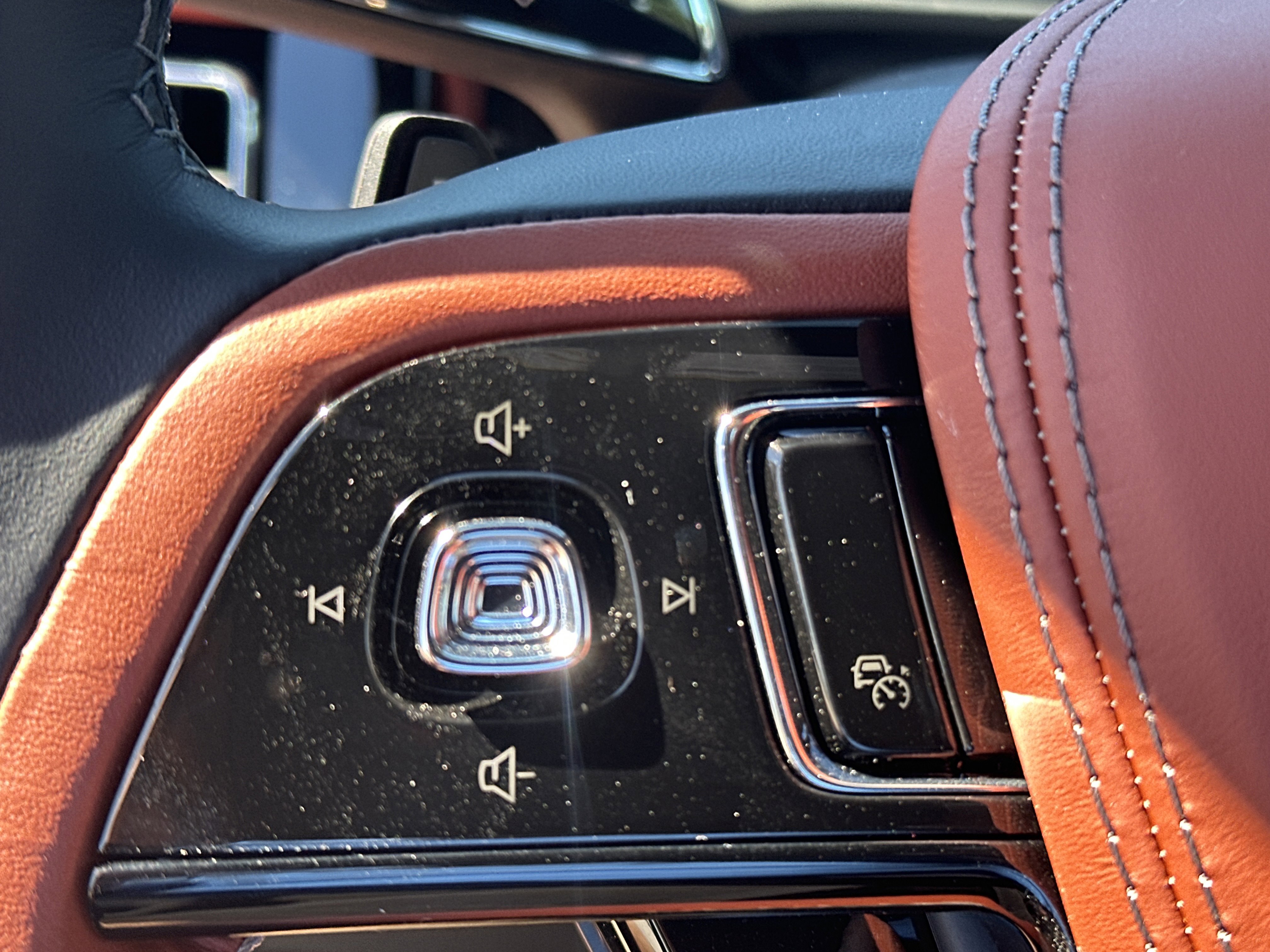New 2025 Lincoln Aviator Reserve w/ Equipment Group 201A image 24