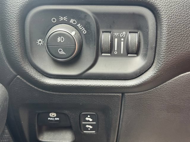 Used 2025 RAM 1500 Big Horn AWD/4WD image 22