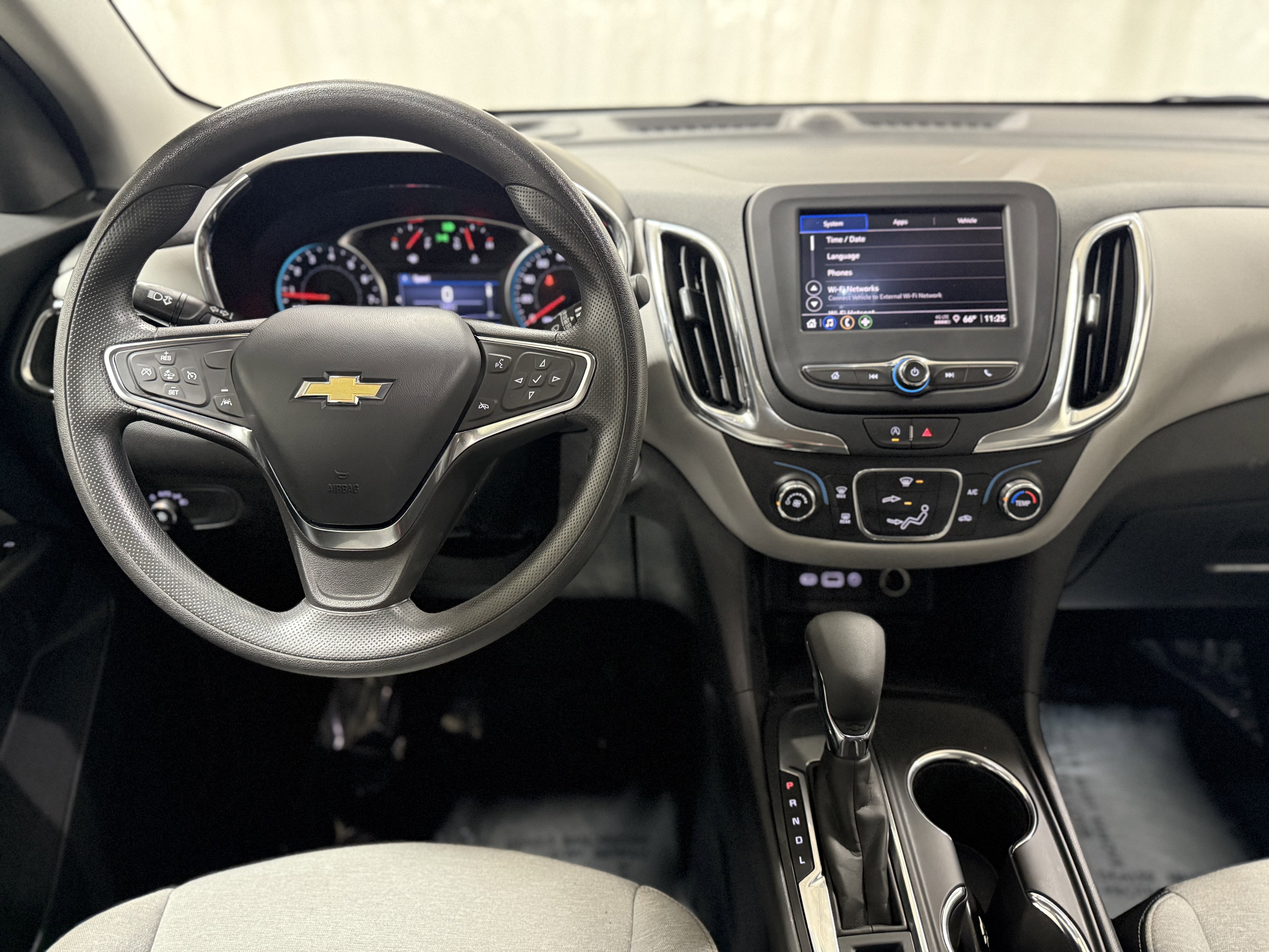 Certified 2024 Chevrolet Equinox LS w/ LS Convenience Package image 17
