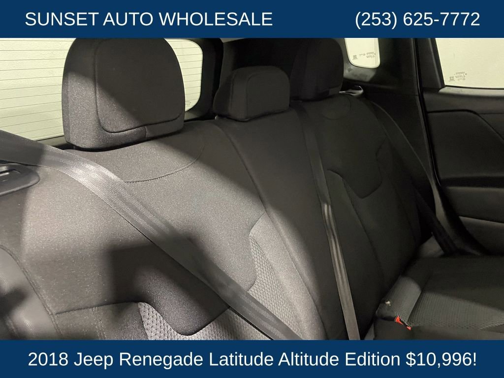 Used 2018 Jeep Renegade Altitude image 31