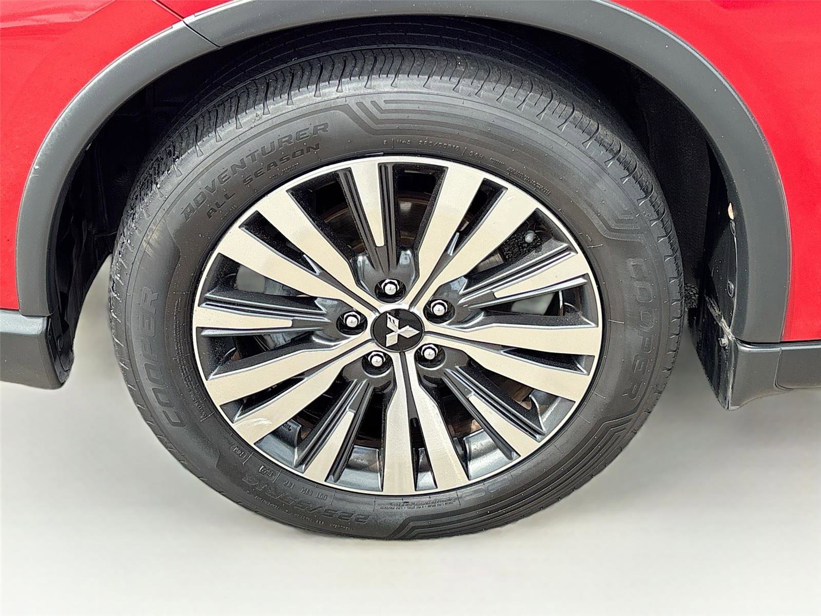 Used 2019 Mitsubishi Outlander ES FWD image 29