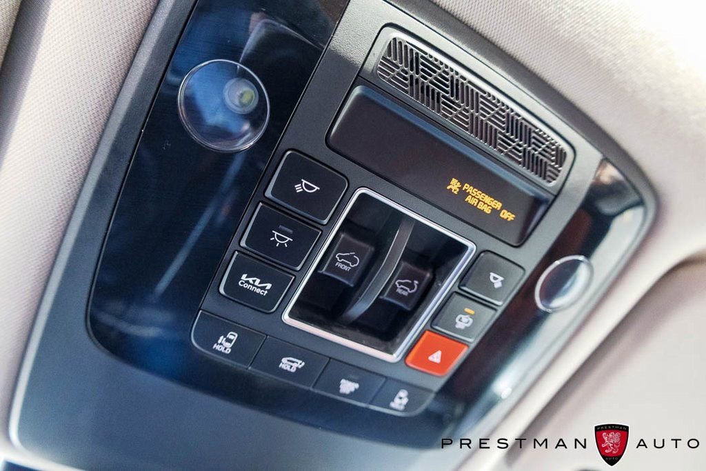 Used 2025 Kia Carnival SX image 30