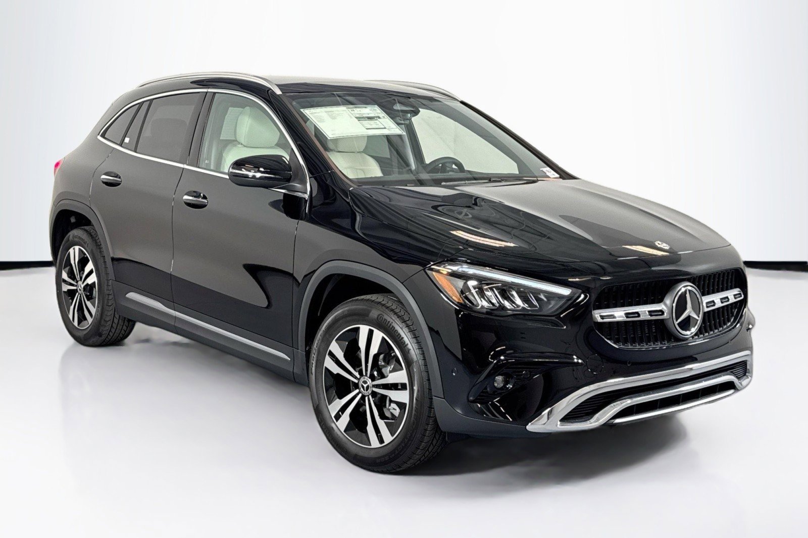 New 2026 Mercedes-Benz GLA 250 4MATIC image 3
