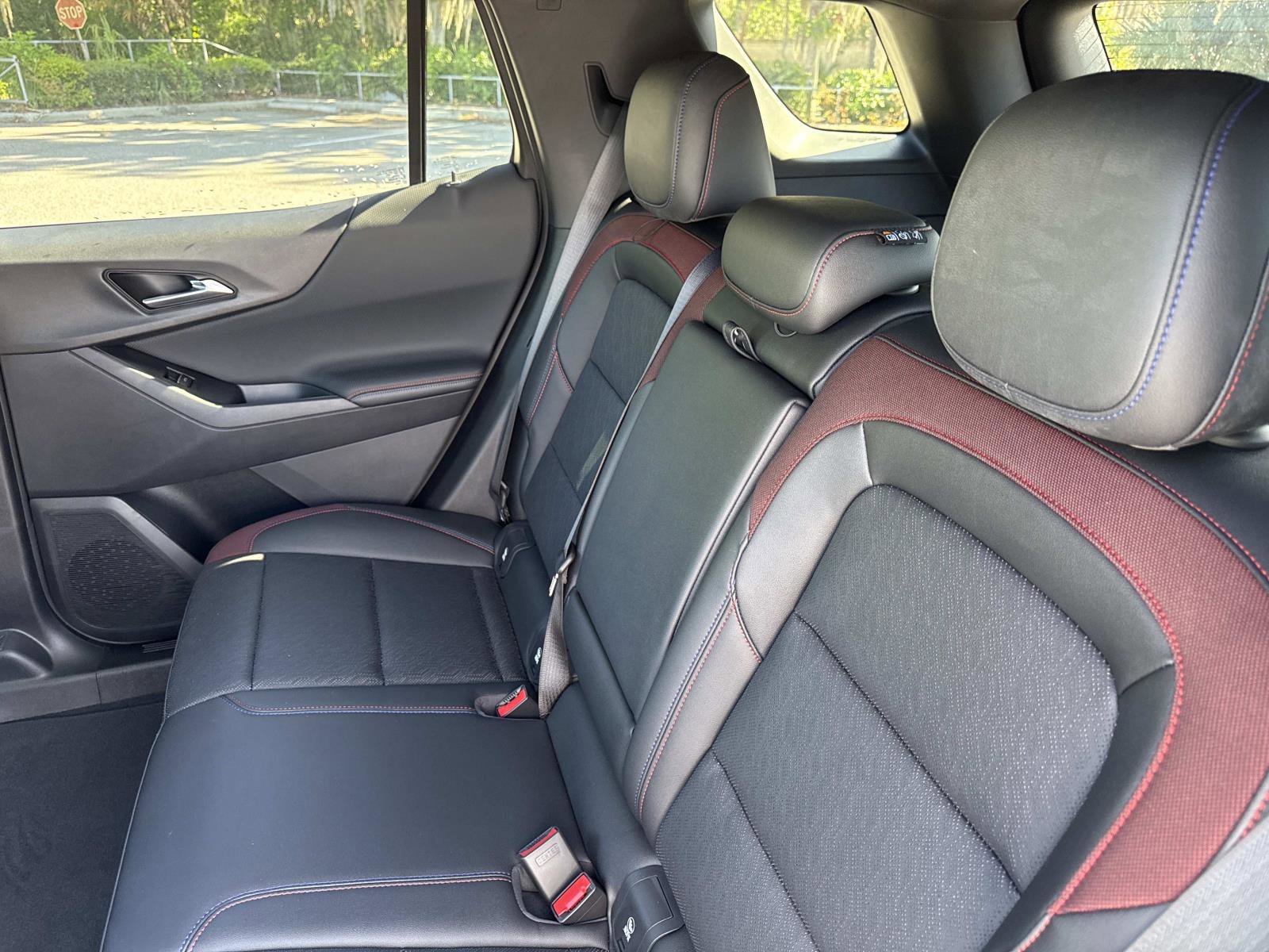 Used 2025 Chevrolet Equinox RS image 11