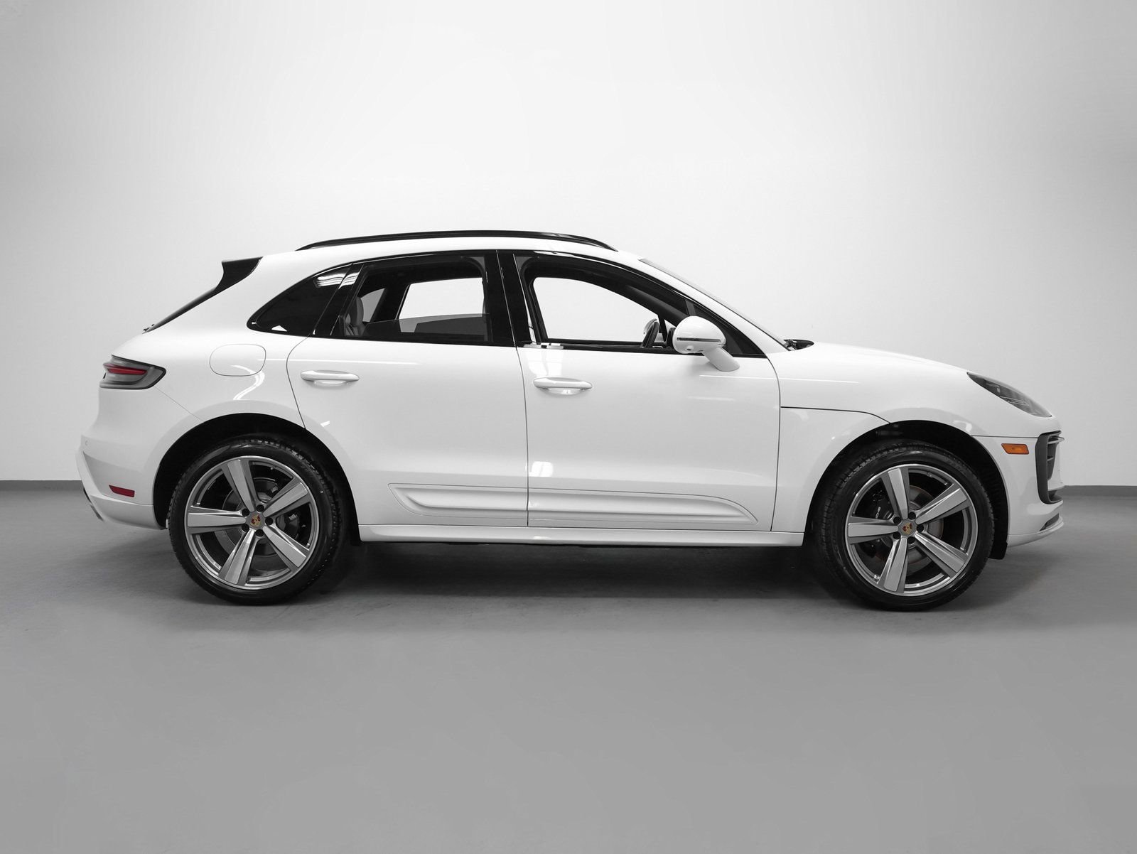 New 2026 Porsche Macan S image 13