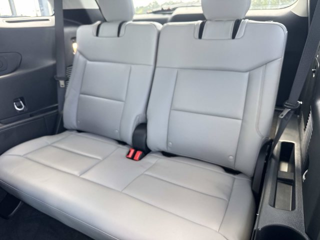 New 2026 Ford Explorer Active w/ Active Comfort Package RWD image 15