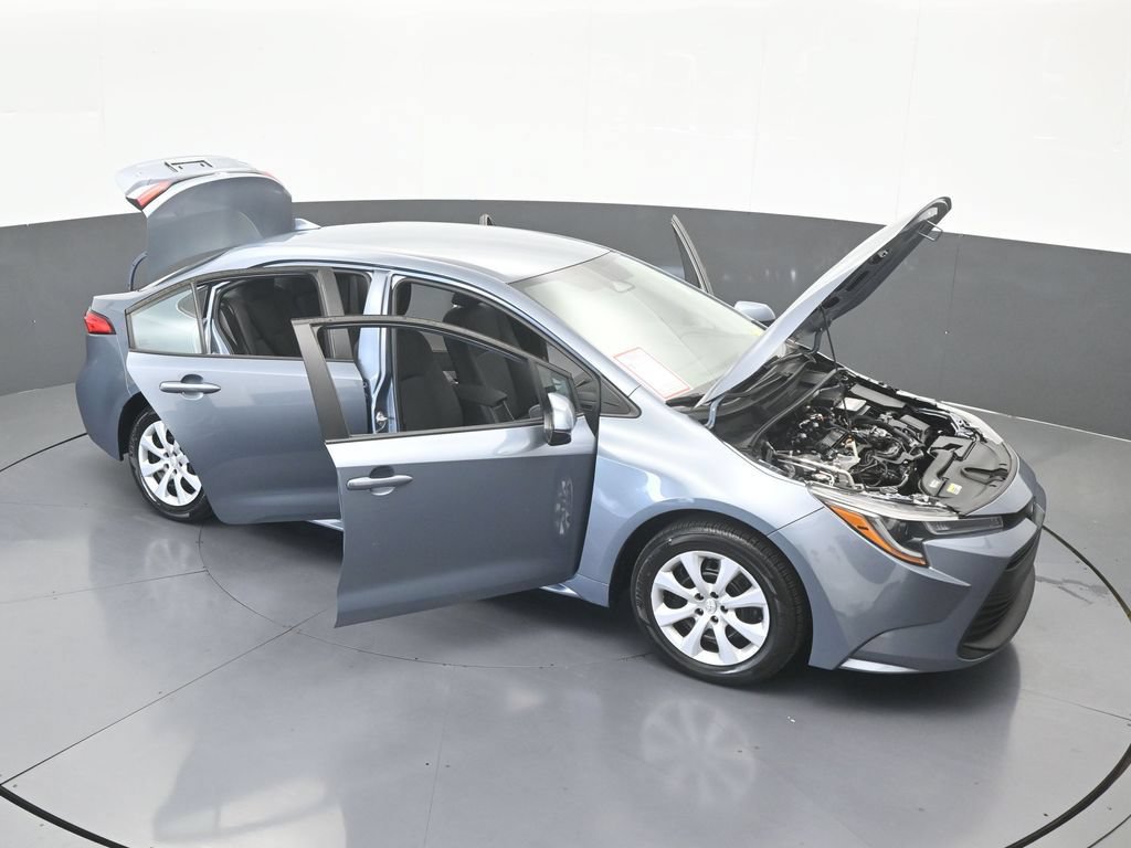 Used 2024 Toyota Corolla LE FWD image 61