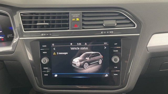 Used 2021 Volkswagen Tiguan SE R-Line image 39