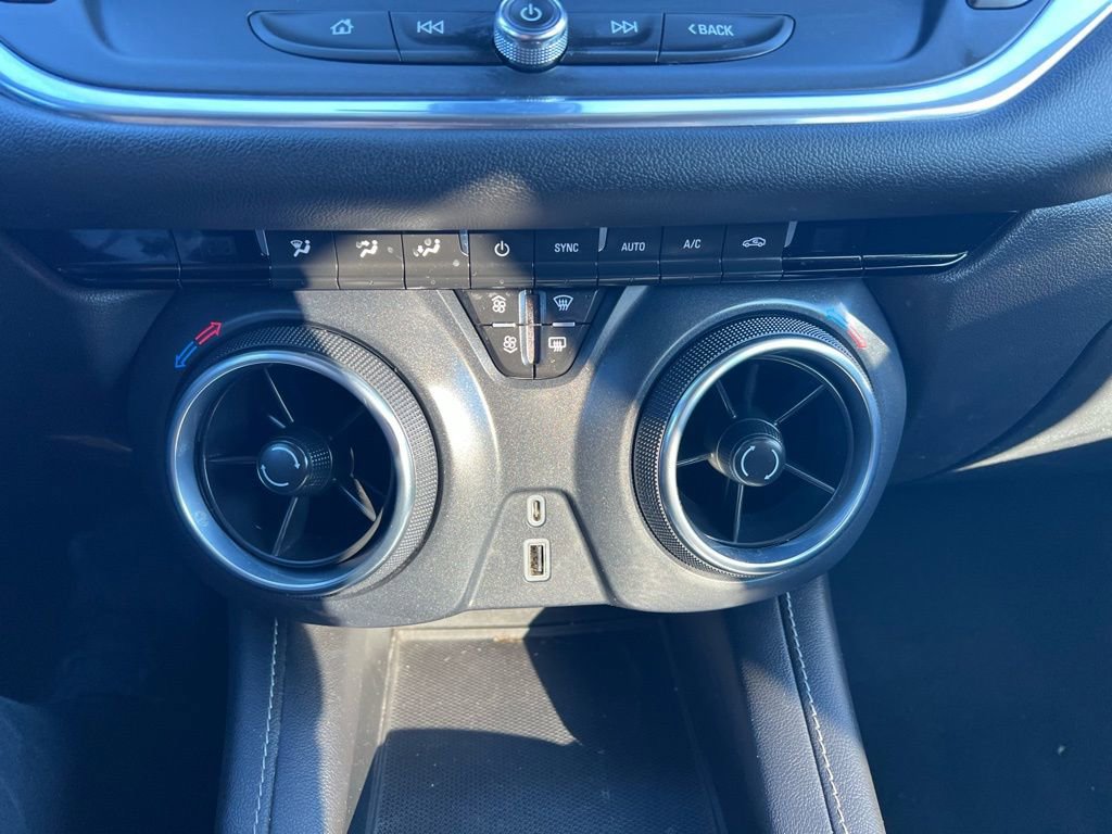 Used 2023 Chevrolet Blazer LT image 33