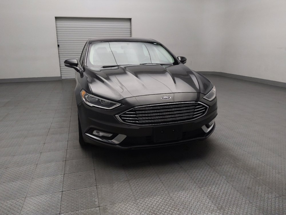 Used 2017 Ford Fusion SE FWD image 14