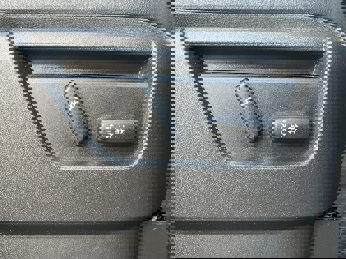 Used 2007 Land Rover LR3 HSE AWD/4WD image 37