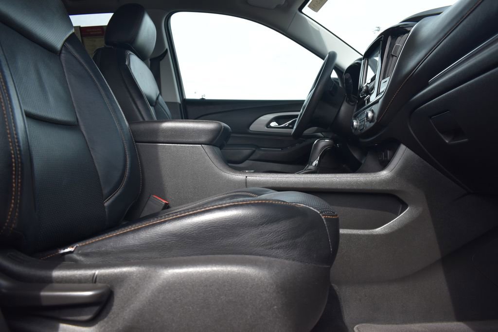 Used 2018 Chevrolet Traverse LS FWD image 12