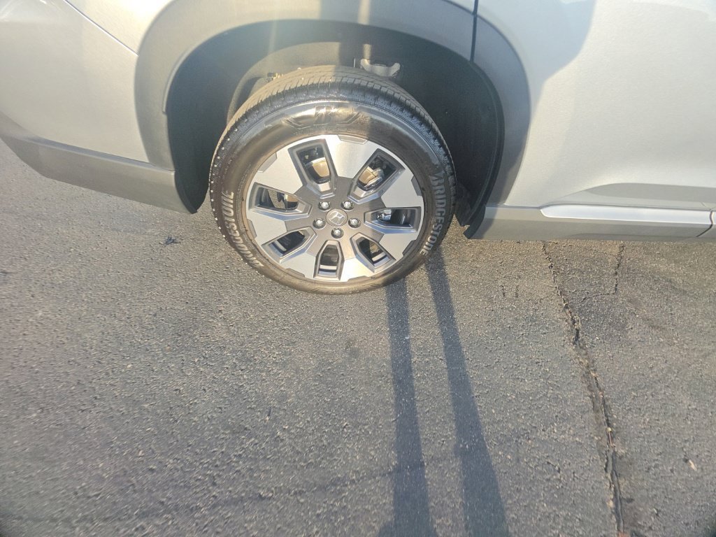 Certified 2026 Honda Pilot Elite image 11