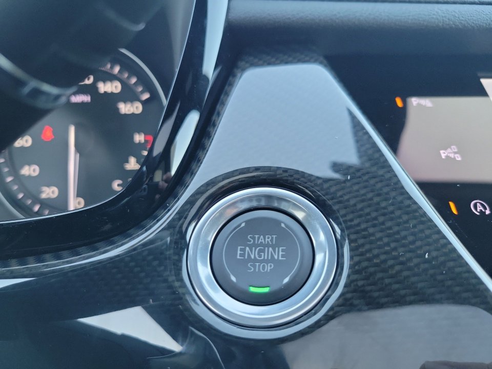 New 2025 Cadillac XT6 Sport w/ Technology Package image 20