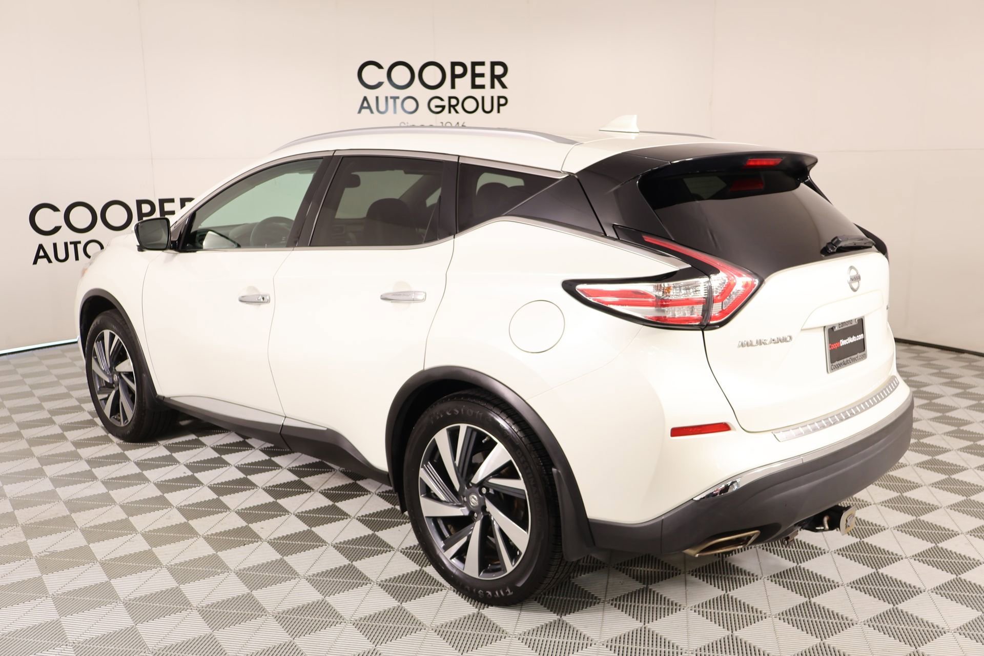 Used 2017 Nissan Murano Platinum w/ Platinum Technology Package FWD image 24