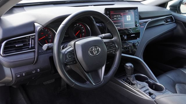 Used 2024 Toyota Camry XSE FWD image 16