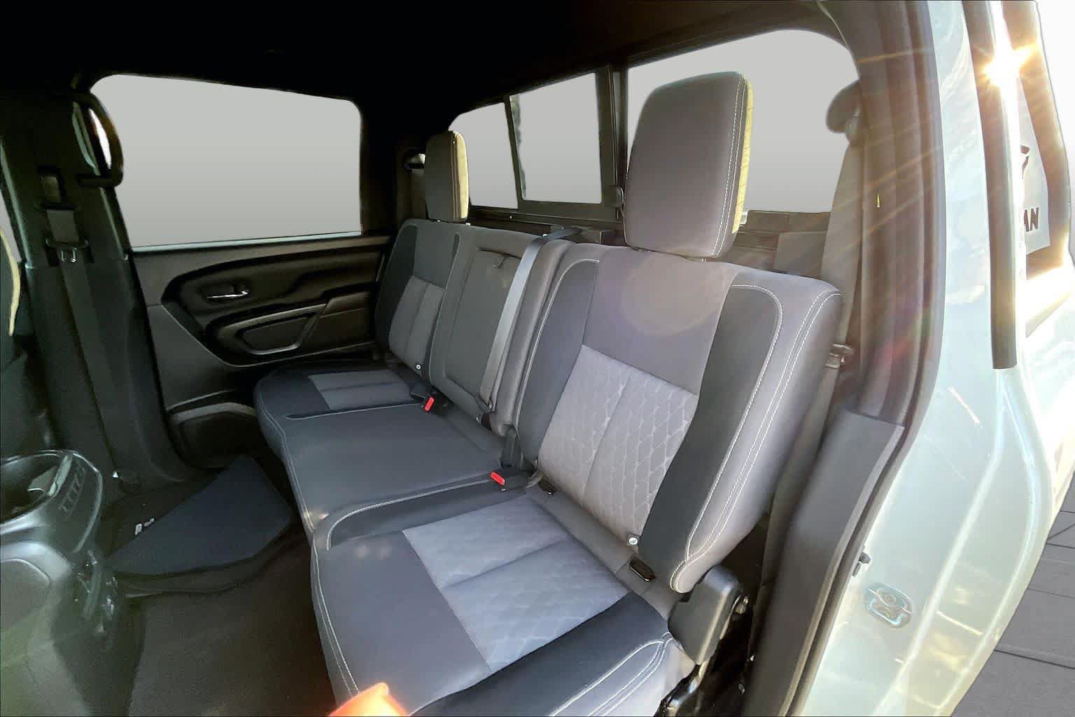 Certified 2023 Nissan Titan SV w/ SV Convenience Package RWD image 20
