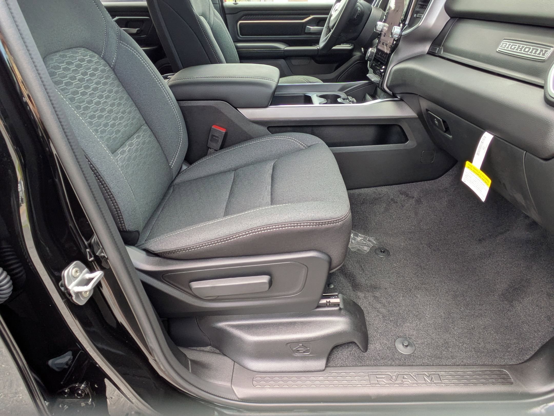 New 2025 RAM 1500 Big Horn image 31