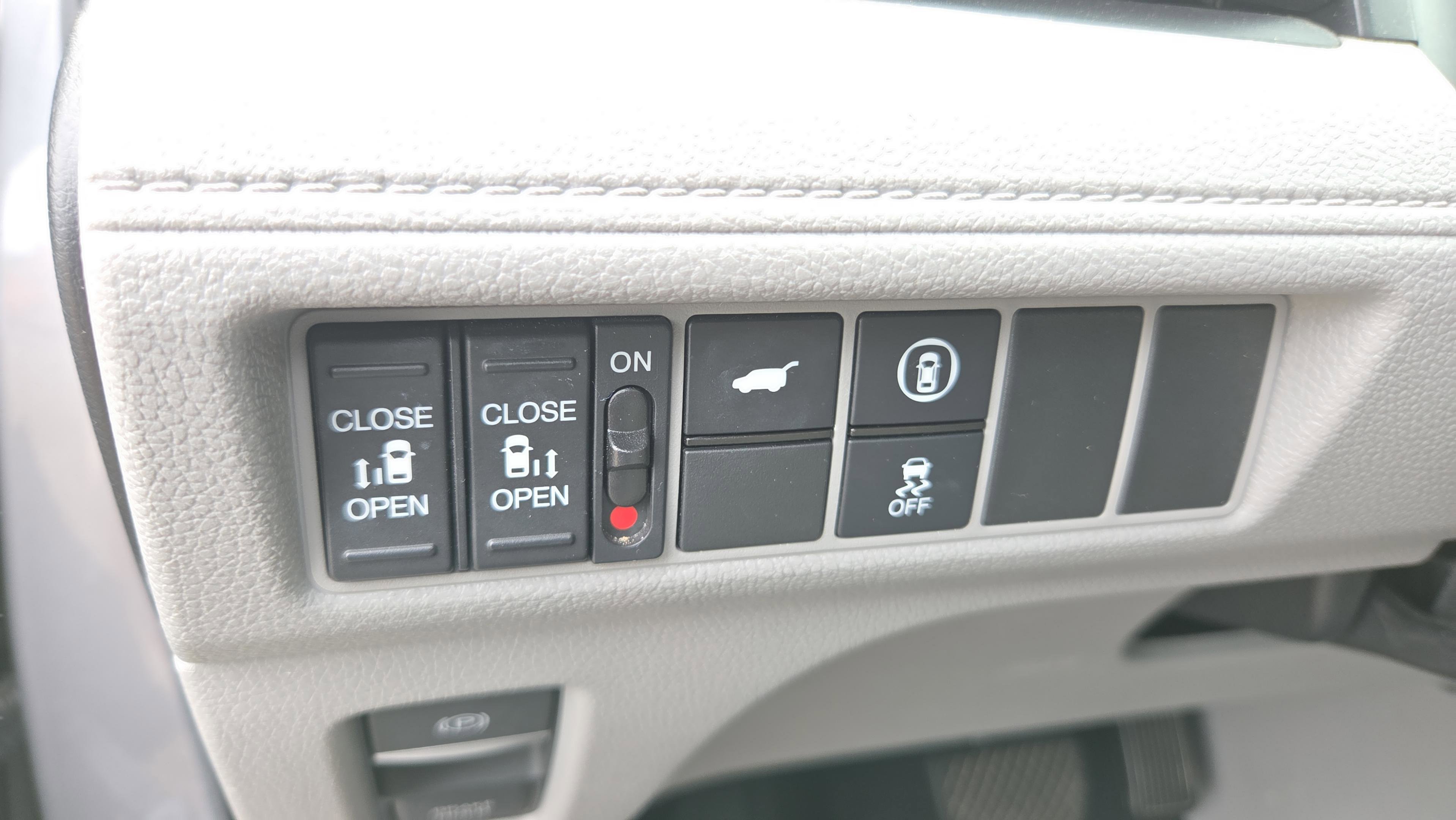 Certified 2024 Honda Odyssey EX-L image 19