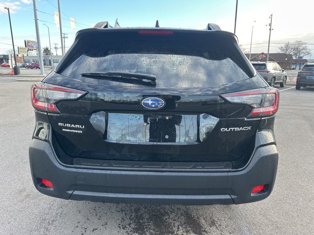 Certified 2025 Subaru Outback Premium AWD/4WD image 5