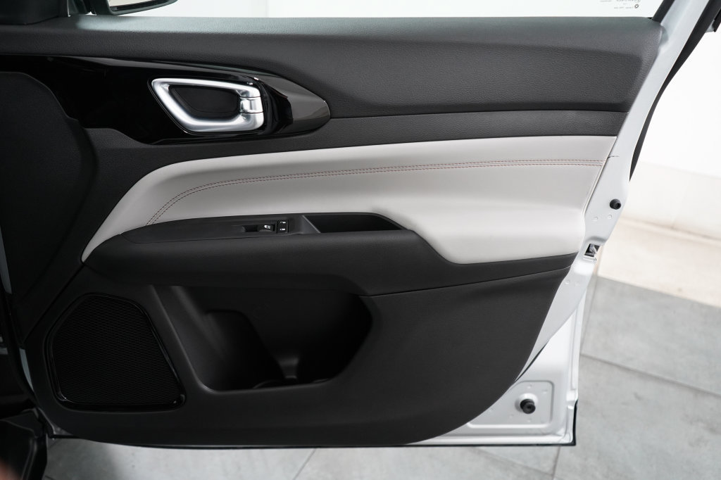 New 2026 Jeep Compass Limited AWD/4WD image 21