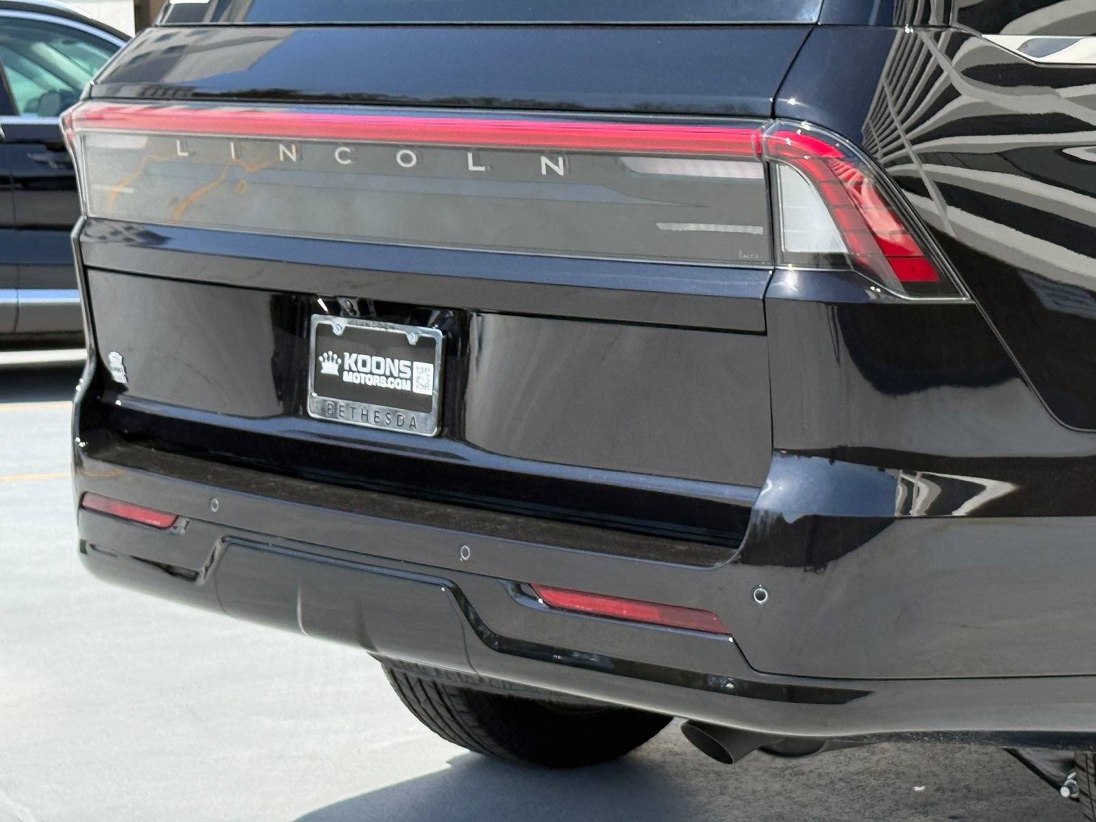 New 2026 Lincoln Navigator Premiere image 6