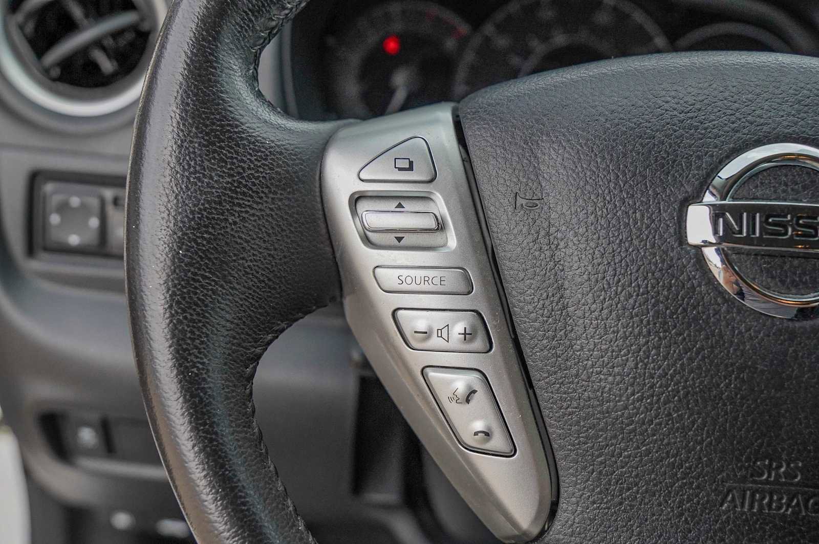 Used 2018 Nissan Versa Note SV image 13