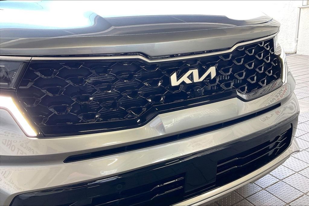Used 2023 Kia Sorento SX Prestige image 27
