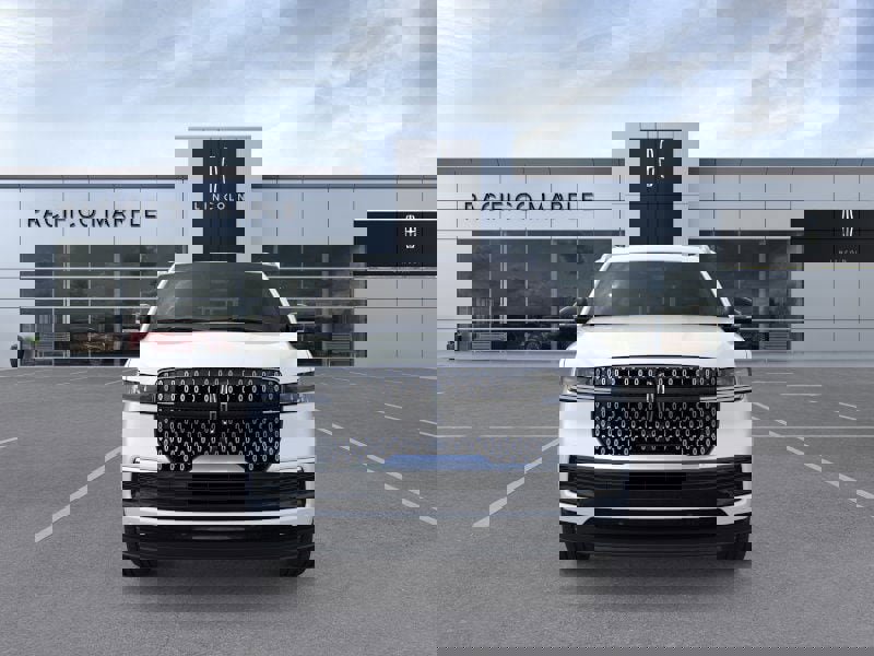 New 2025 Lincoln Navigator Reserve image 6