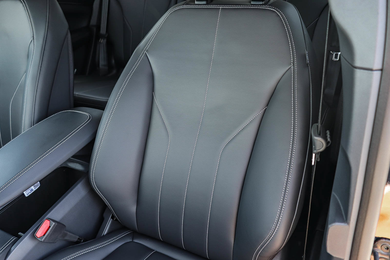 New 2026 Ford Mustang Mach-E Select RWD image 27