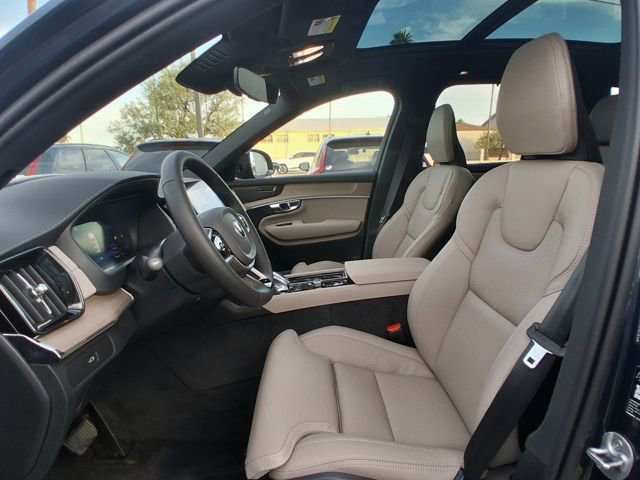 New 2026 Volvo XC90 B6 Ultra w/ Protection Package Premier AWD/4WD image 16