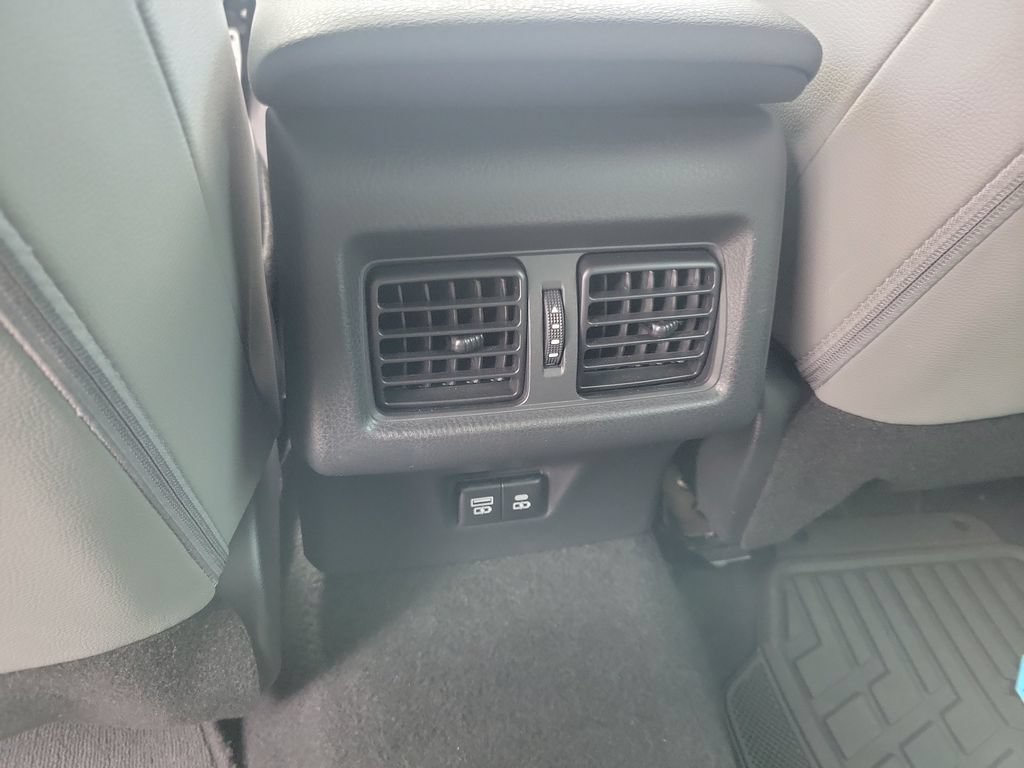 Certified 2025 Toyota Camry SE w/ Convenience Package FWD image 28