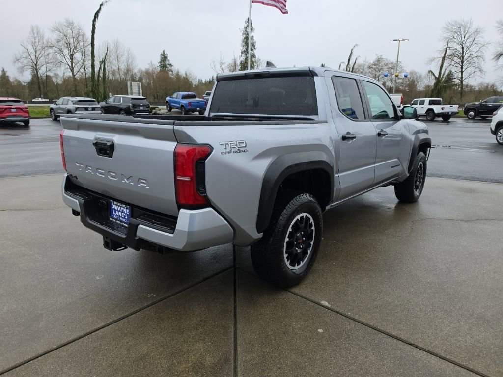 Used 2025 Toyota Tacoma TRD Off-Road AWD/4WD image 6