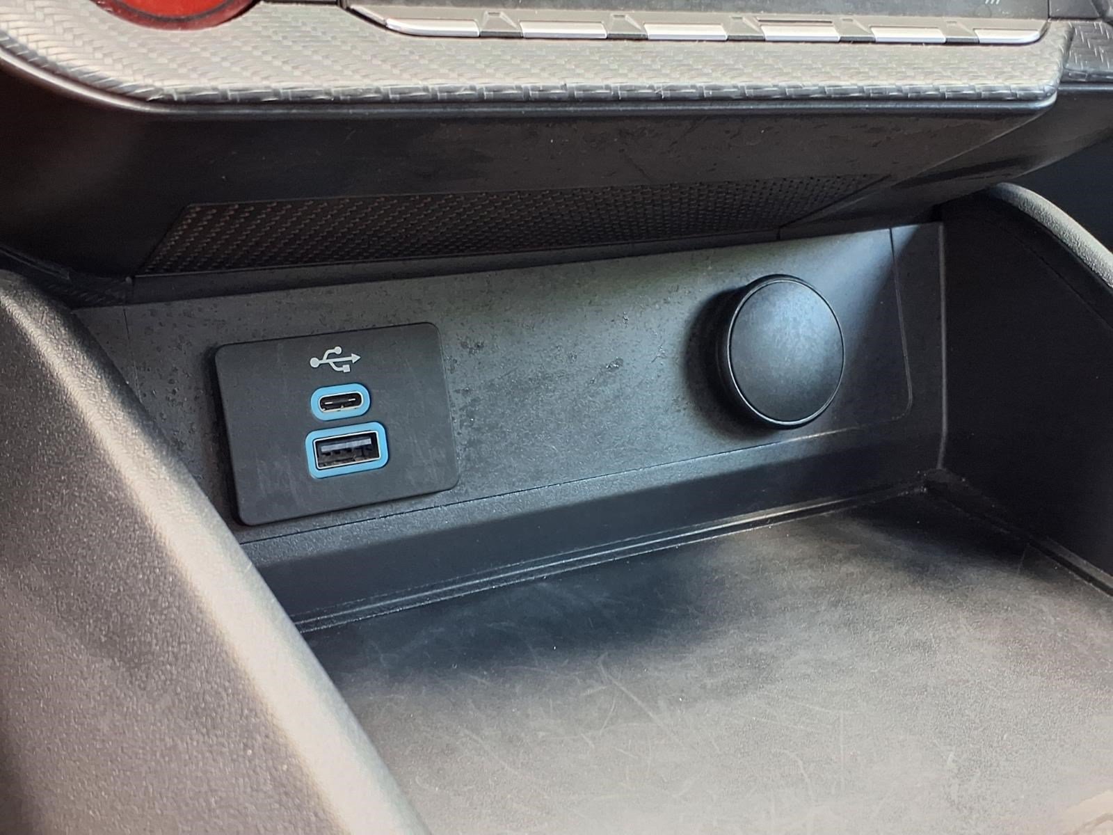 Used 2025 Ford Mustang Coupe RWD image 21