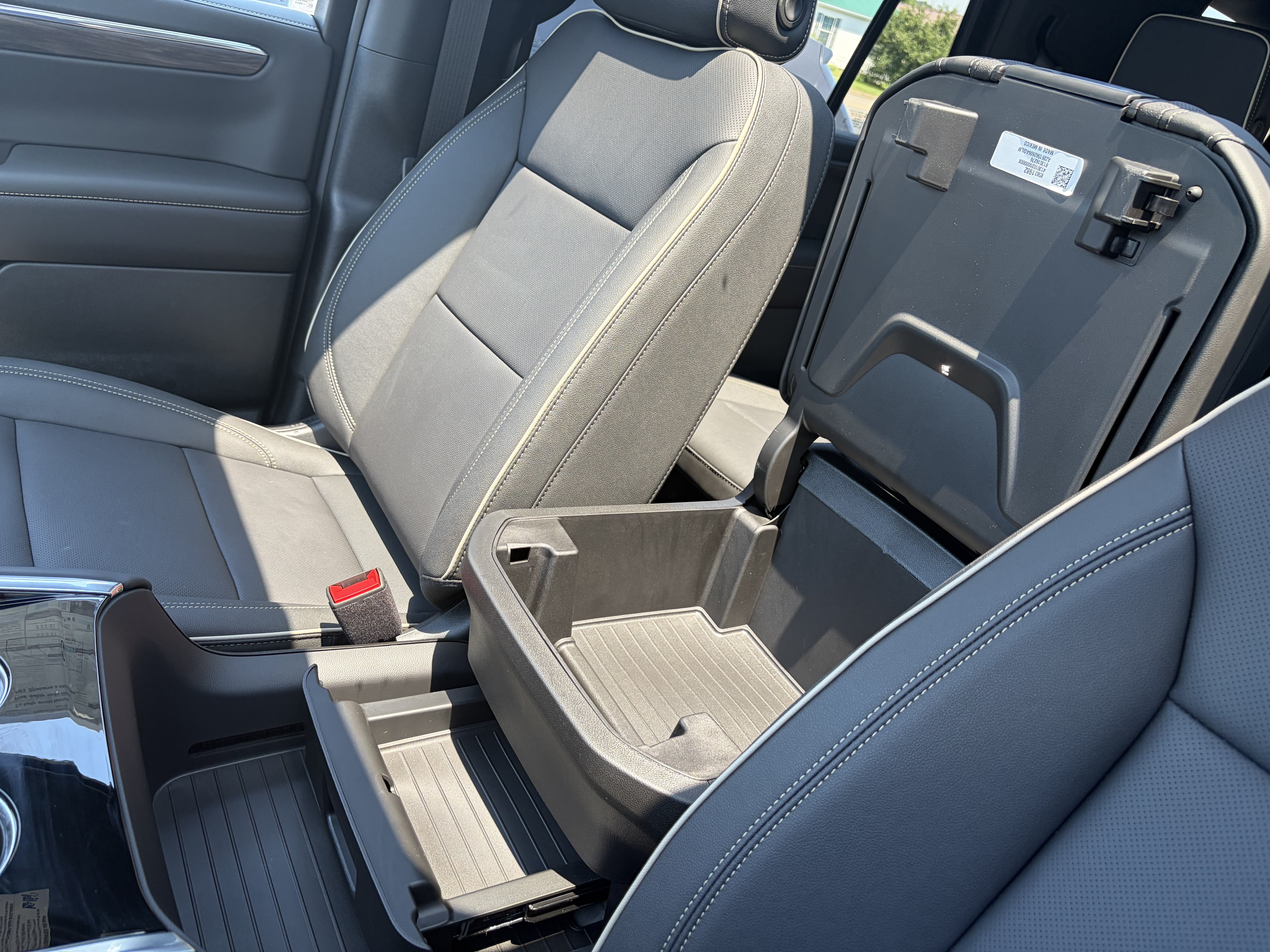 New 2026 Chevrolet Tahoe Premier w/ Sun And Tow Package AWD/4WD image 35