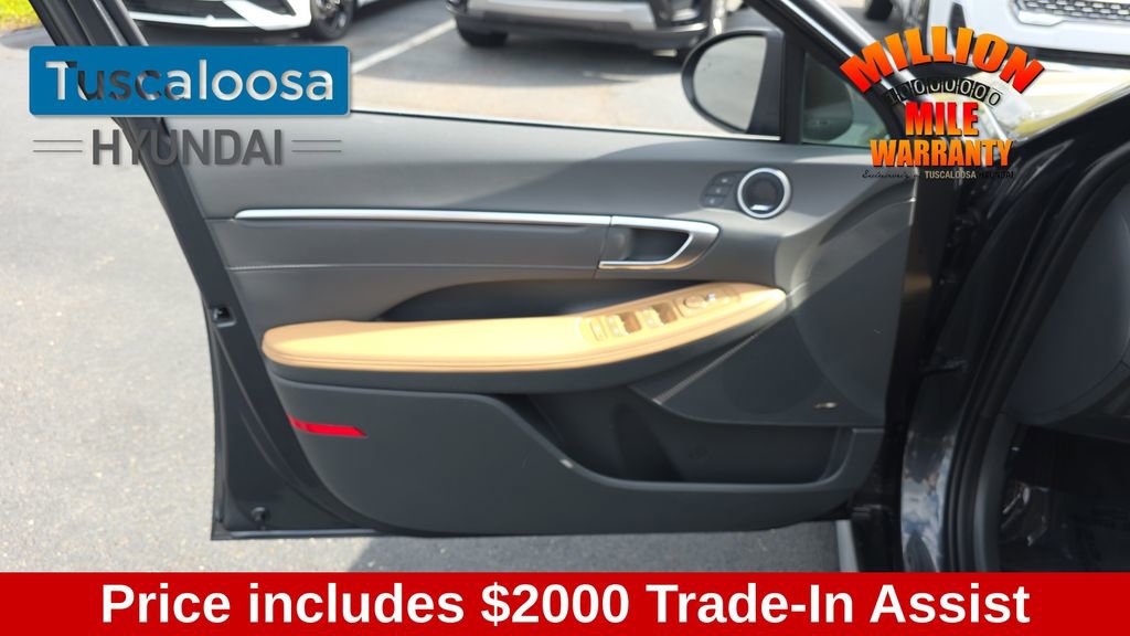 Used 2023 Hyundai Sonata Limited image 13