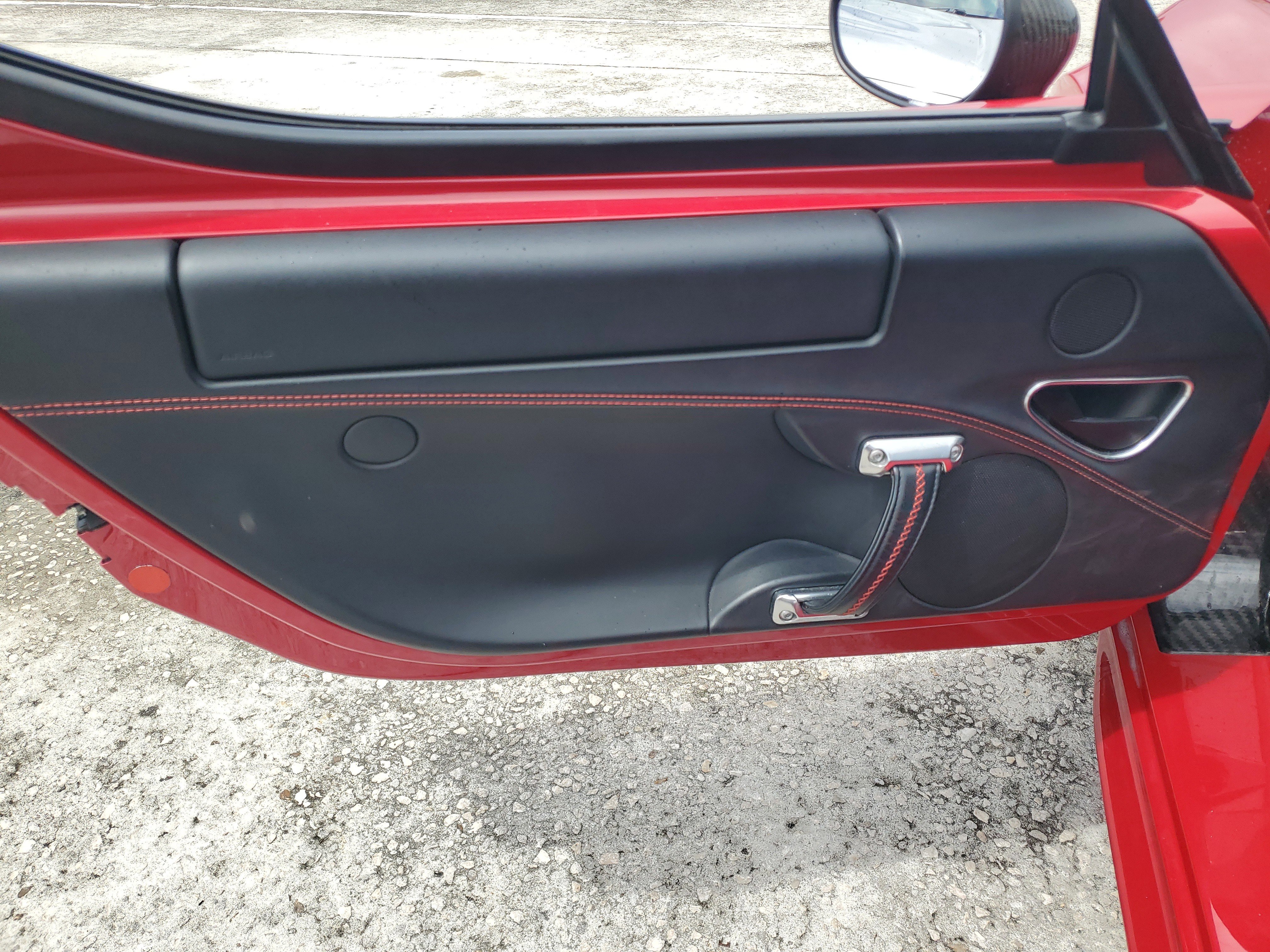 Used 2015 Alfa Romeo 4C Launch Edition w/ Convenience Group image 9