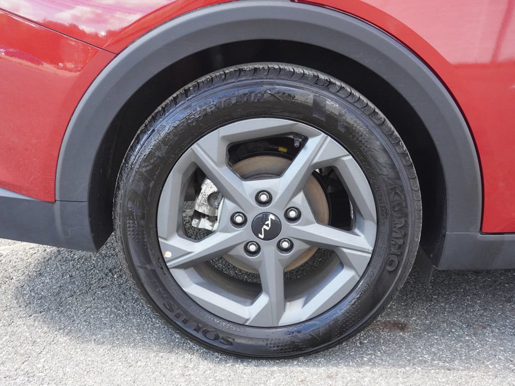 Certified 2025 Kia K4 FWD image 16