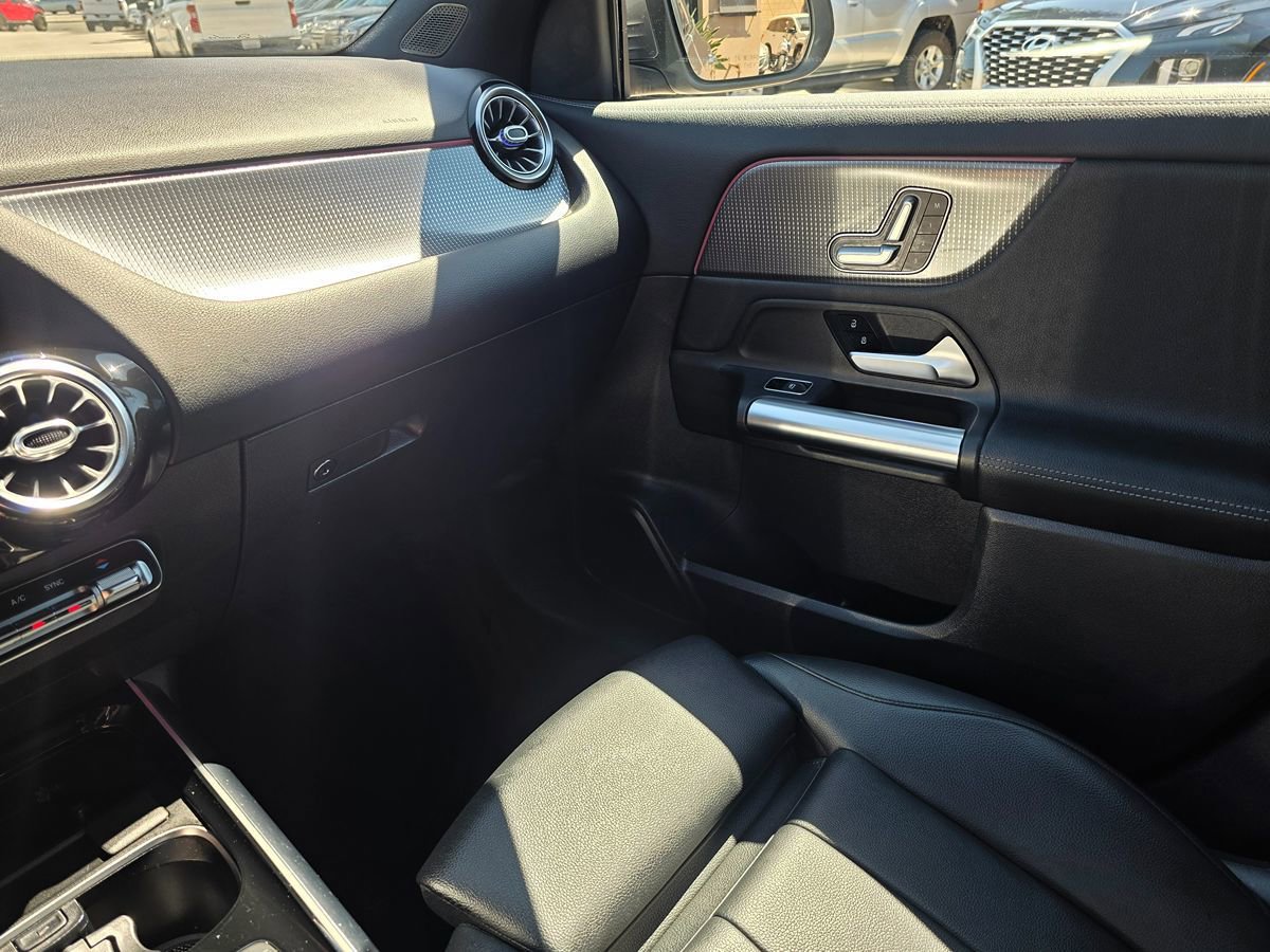 Used 2021 Mercedes-Benz GLA 250 w/ Premium Package image 42