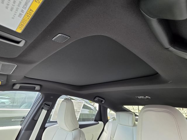 New 2026 Lexus ES 350e FWD image 7