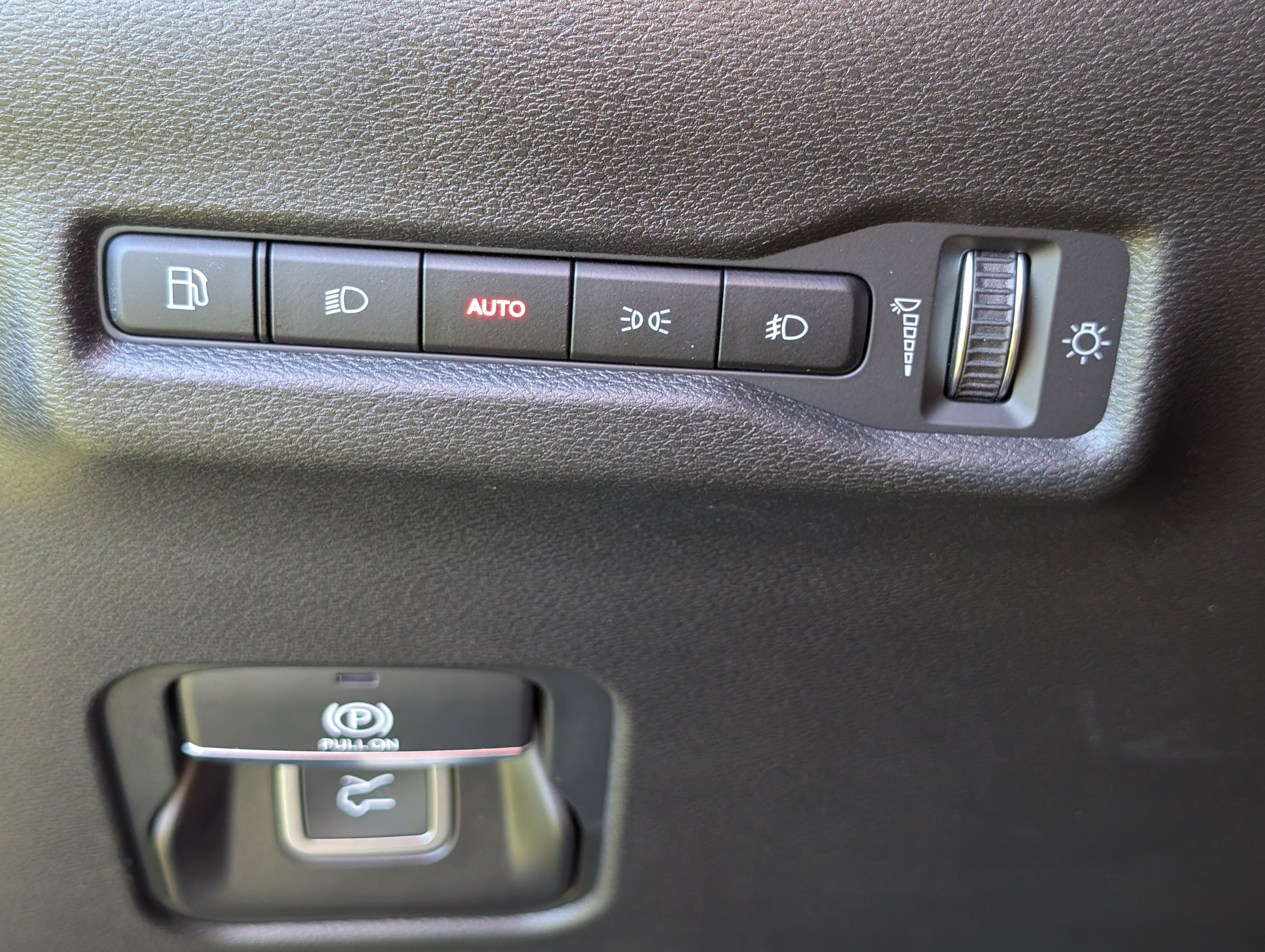 New 2026 Jeep Cherokee Overland w/ Advanced Pro Tech Group AWD/4WD image 24