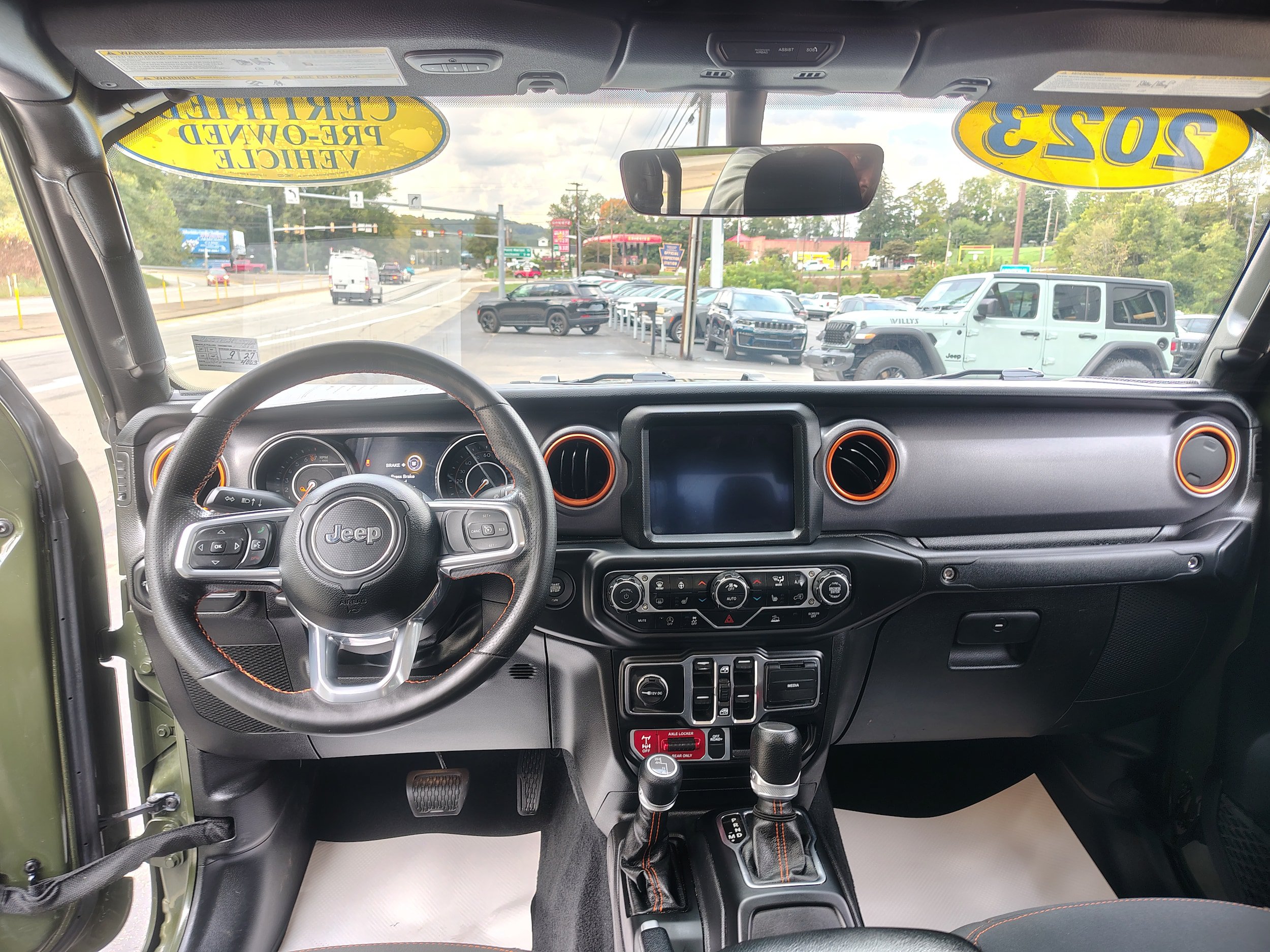 Certified 2023 Jeep Gladiator Mojave w/ LED Lighting Group AWD/4WD image 20