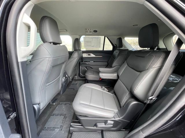 New 2026 Ford Explorer Active w/ Active Comfort Package image 7