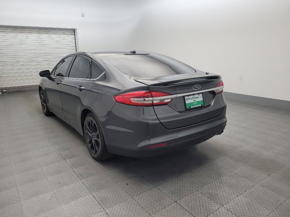 Used 2018 Ford Fusion SE w/ Equipment Group 201A FWD image 5