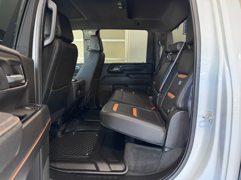 Certified 2025 GMC Sierra 2500 AT4 AWD/4WD image 11