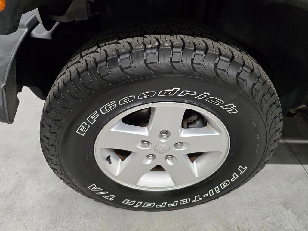 Used 2017 Jeep Wrangler Unlimited Sport w/ Quick Order Package 24S image 9