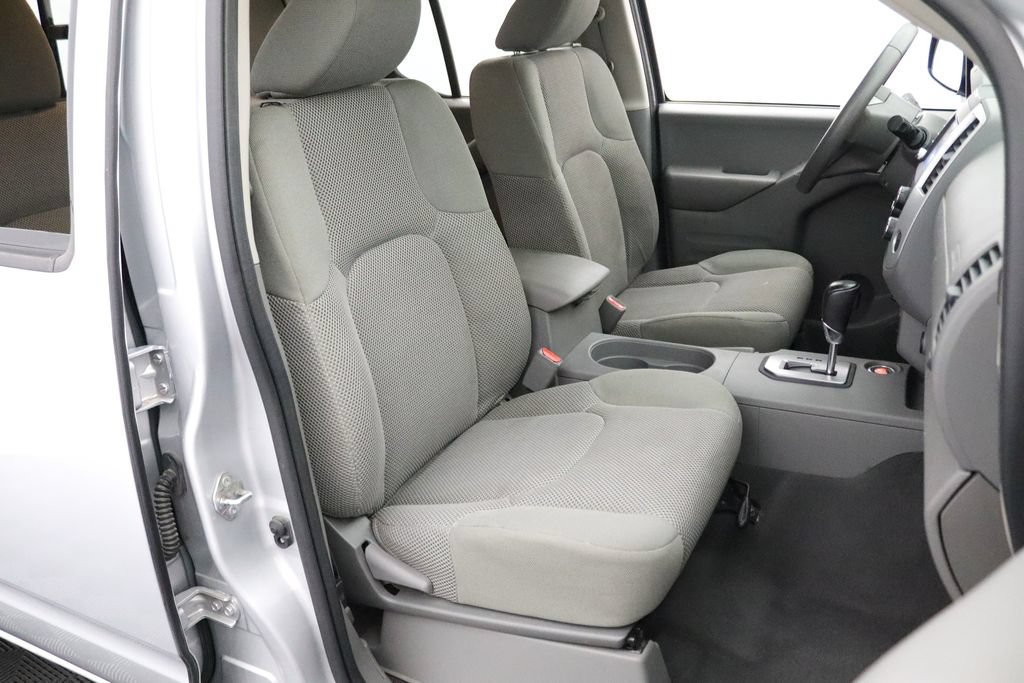 Used 2021 Nissan Frontier SV AWD/4WD image 17