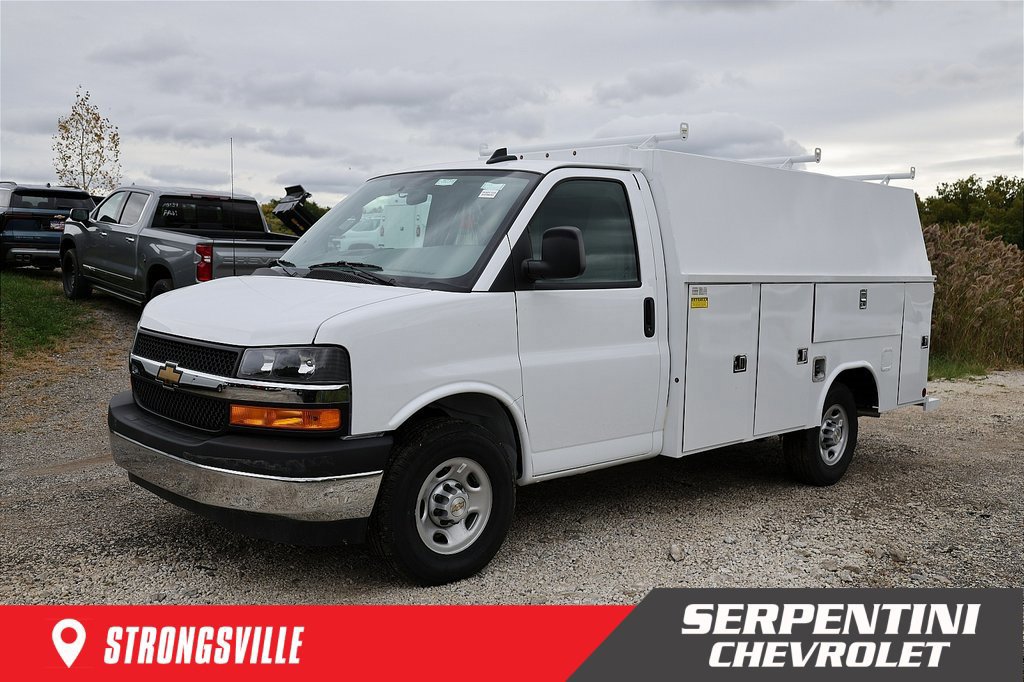 New 2025 Chevrolet Express 3500 w/ Power Convenience Package