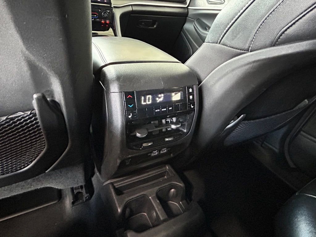 Used 2023 Jeep Grand Cherokee L Limited image 37